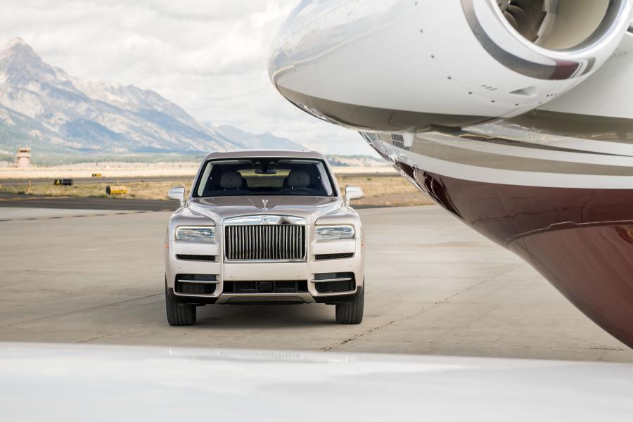  Rolls-Royce Cullinan 2018 года  (NA) (фото 18 из 40)